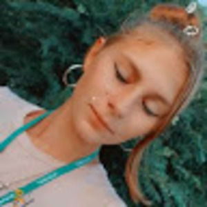 Meet your Posher, Molly